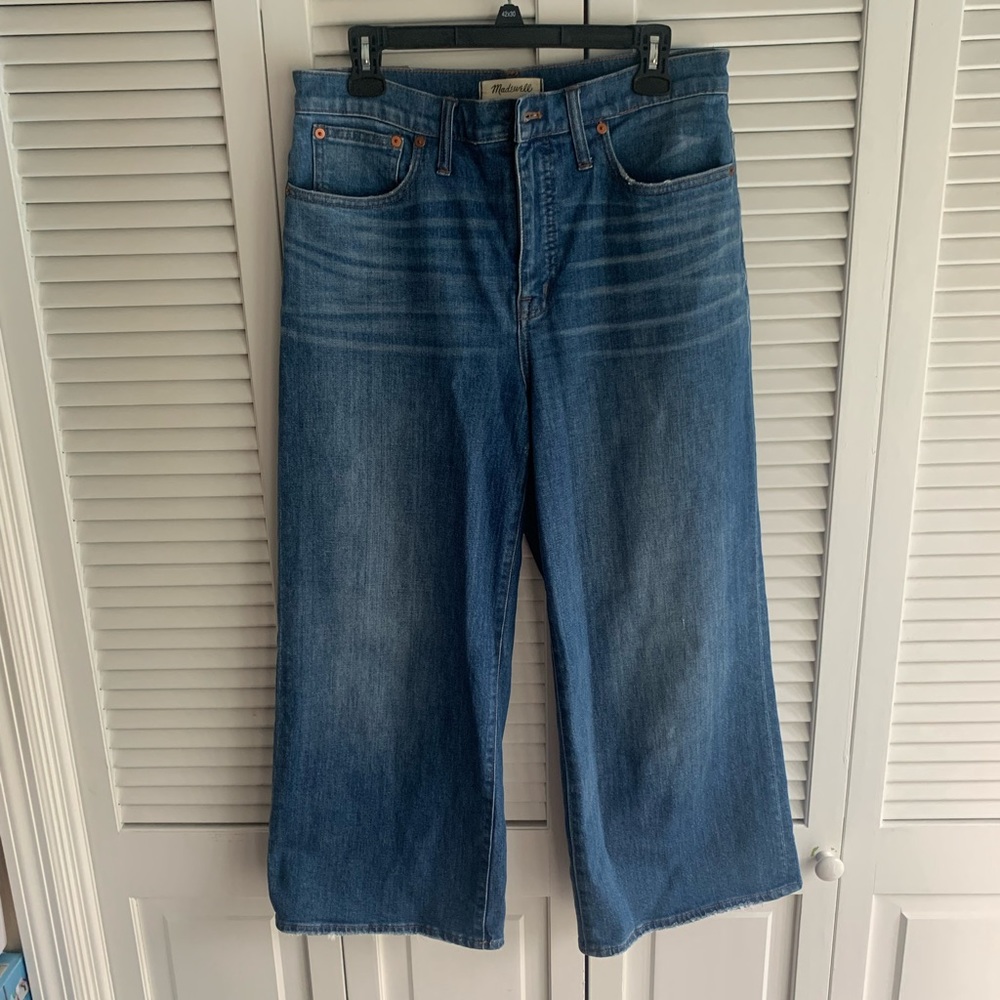 Madewell Wide Leg Crop Jeans. Size 30.